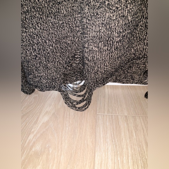 Number (N)ine Distressed Sweater - Picture 8 of 10